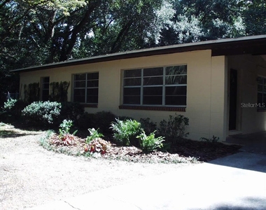621 Nw 36th Drive - Photo Thumbnail 1