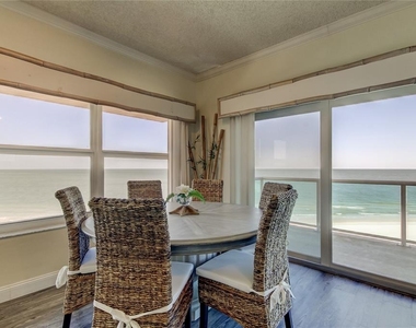880 Mandalay Avenue - Photo Thumbnail 16