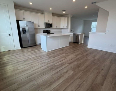 15038 Groveside Road - Photo Thumbnail 8