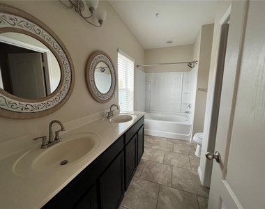 2137 Betsy Ross Lane - Photo Thumbnail 21