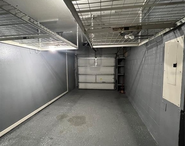 2137 Betsy Ross Lane - Photo Thumbnail 32