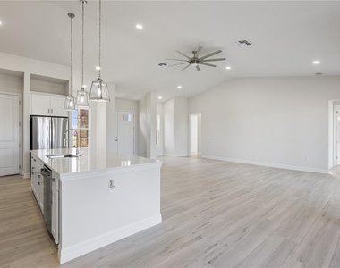 208 Snowy Orchid Way - Photo Thumbnail 4