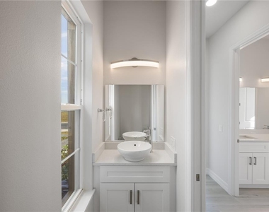 208 Snowy Orchid Way - Photo Thumbnail 30