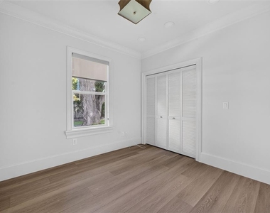 1225 E Amelia Street - Photo Thumbnail 22