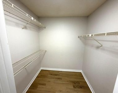 3206 Clubside Drive - Photo Thumbnail 13