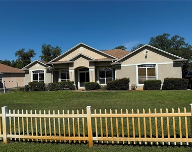 1504 Lake Thomas Loop - Photo Thumbnail 10