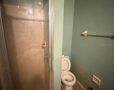 1504 Lake Thomas Loop - Photo Thumbnail 5