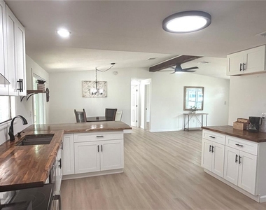 6623 Sw 84th Street - Photo Thumbnail 3