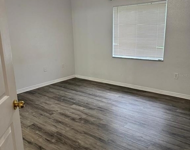 6411 Cypressdale Drive - Photo Thumbnail 6