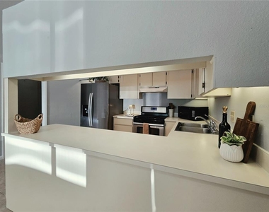 104 Mayfair Place Sw - Photo Thumbnail 5