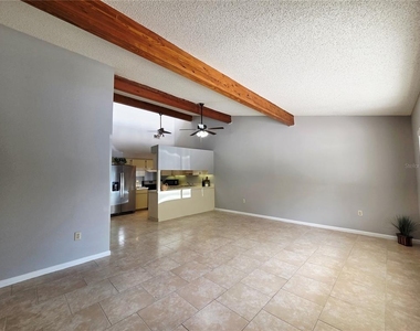 104 Mayfair Place Sw - Photo Thumbnail 3