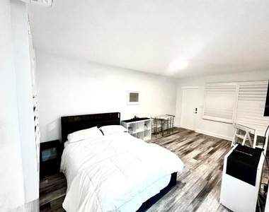 935 S Atlantic Ave - Photo Thumbnail 7