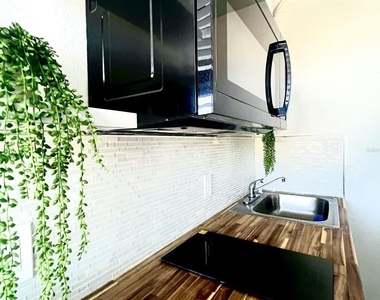 935 S Atlantic Ave - Photo Thumbnail 12