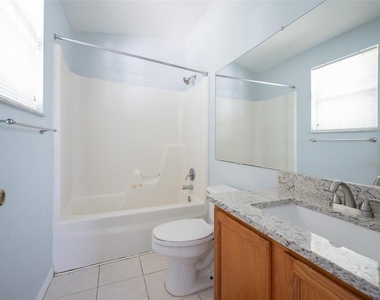 3860 Sw 20th Avenue - Photo Thumbnail 17