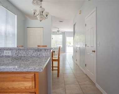 3860 Sw 20th Avenue - Photo Thumbnail 8