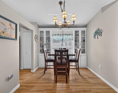 1019 Eagles Landing - Photo Thumbnail 15