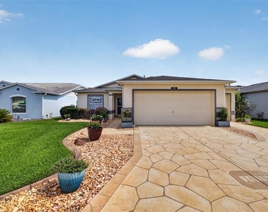 1019 Eagles Landing - Photo Thumbnail 2
