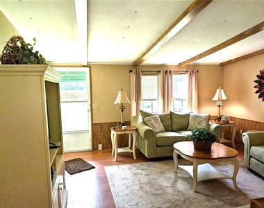 56314 Blue Creek Road - Photo Thumbnail 4
