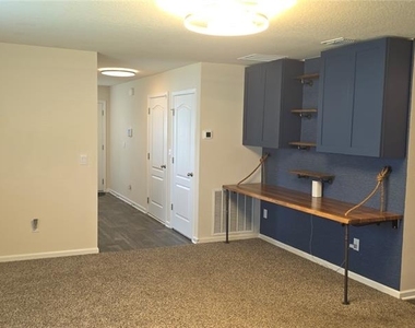 16 Pinnacle Place - Photo Thumbnail 9