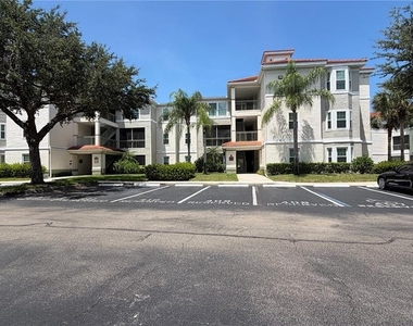 23500 Walden Center Drive - Photo Thumbnail 16