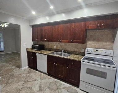 5103 34th Street W - Photo Thumbnail 3