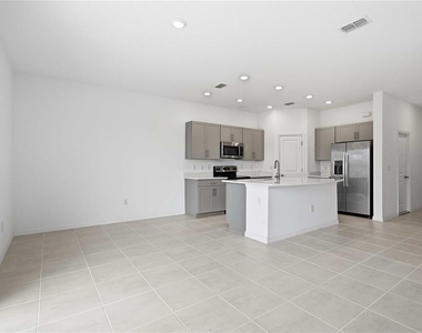 11731 Glenside Terrace - Photo Thumbnail 12
