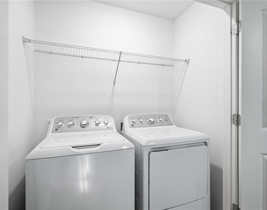 11731 Glenside Terrace - Photo Thumbnail 16