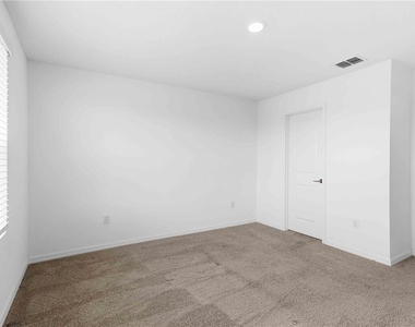11731 Glenside Terrace - Photo Thumbnail 29
