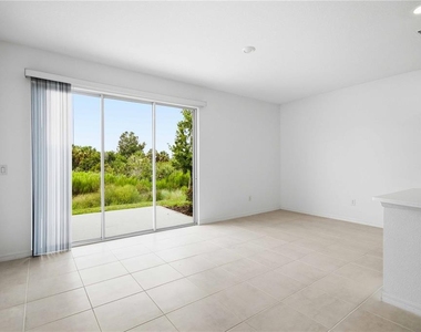 11731 Glenside Terrace - Photo Thumbnail 10