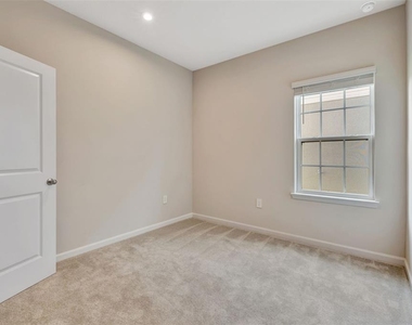 4525 Pippin Lane - Photo Thumbnail 18
