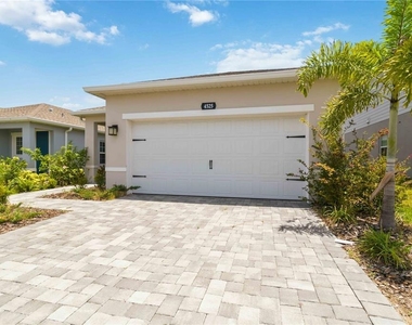 4525 Pippin Lane - Photo Thumbnail 41
