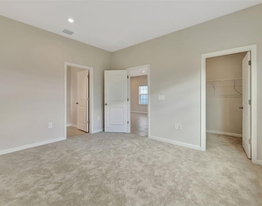 4525 Pippin Lane - Photo Thumbnail 13
