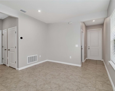 4525 Pippin Lane - Photo Thumbnail 9