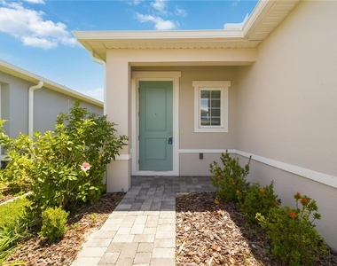 4525 Pippin Lane - Photo Thumbnail 4