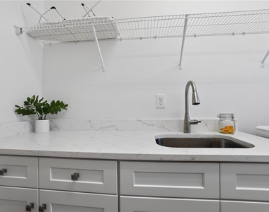 3090 Quarter Street - Photo Thumbnail 32