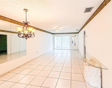 2604 Woodgate Lane - Photo Thumbnail 3