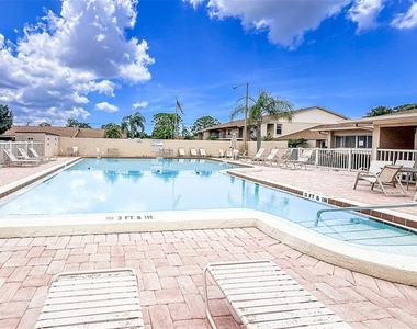2604 Woodgate Lane - Photo Thumbnail 22