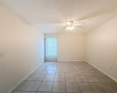 2604 Woodgate Lane - Photo Thumbnail 9