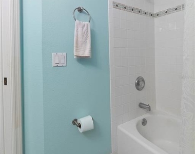 1378 Capri Isles Boulevard - Photo Thumbnail 18