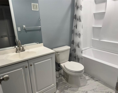 3908 41st Street W - Photo Thumbnail 13