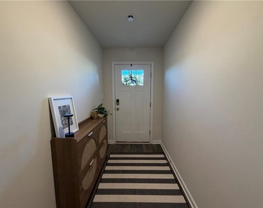 1128 Meadowlark Drive - Photo Thumbnail 2