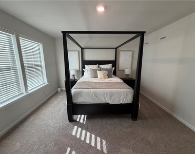 1128 Meadowlark Drive - Photo Thumbnail 16