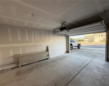 1128 Meadowlark Drive - Photo Thumbnail 25