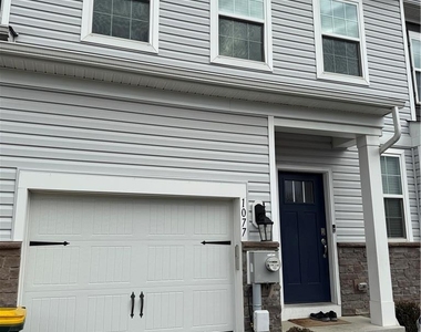 1077 Turnstone Drive - Photo Thumbnail 1