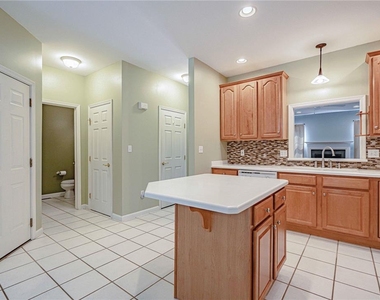 6608 Mine Drive - Photo Thumbnail 9