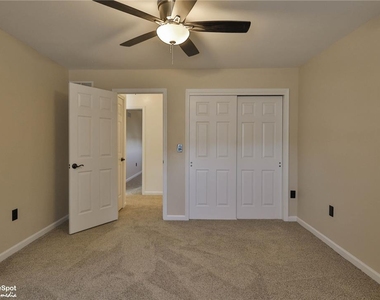 124 Stephanie Drive - Photo Thumbnail 25