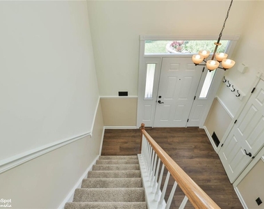 124 Stephanie Drive - Photo Thumbnail 16