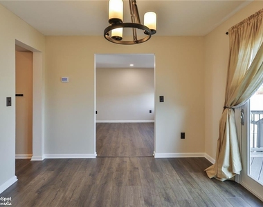 124 Stephanie Drive - Photo Thumbnail 11