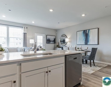 1278 Susan Circle - Photo Thumbnail 2