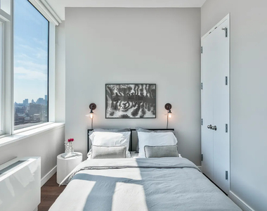 507 West 28th Street - Photo Thumbnail 1